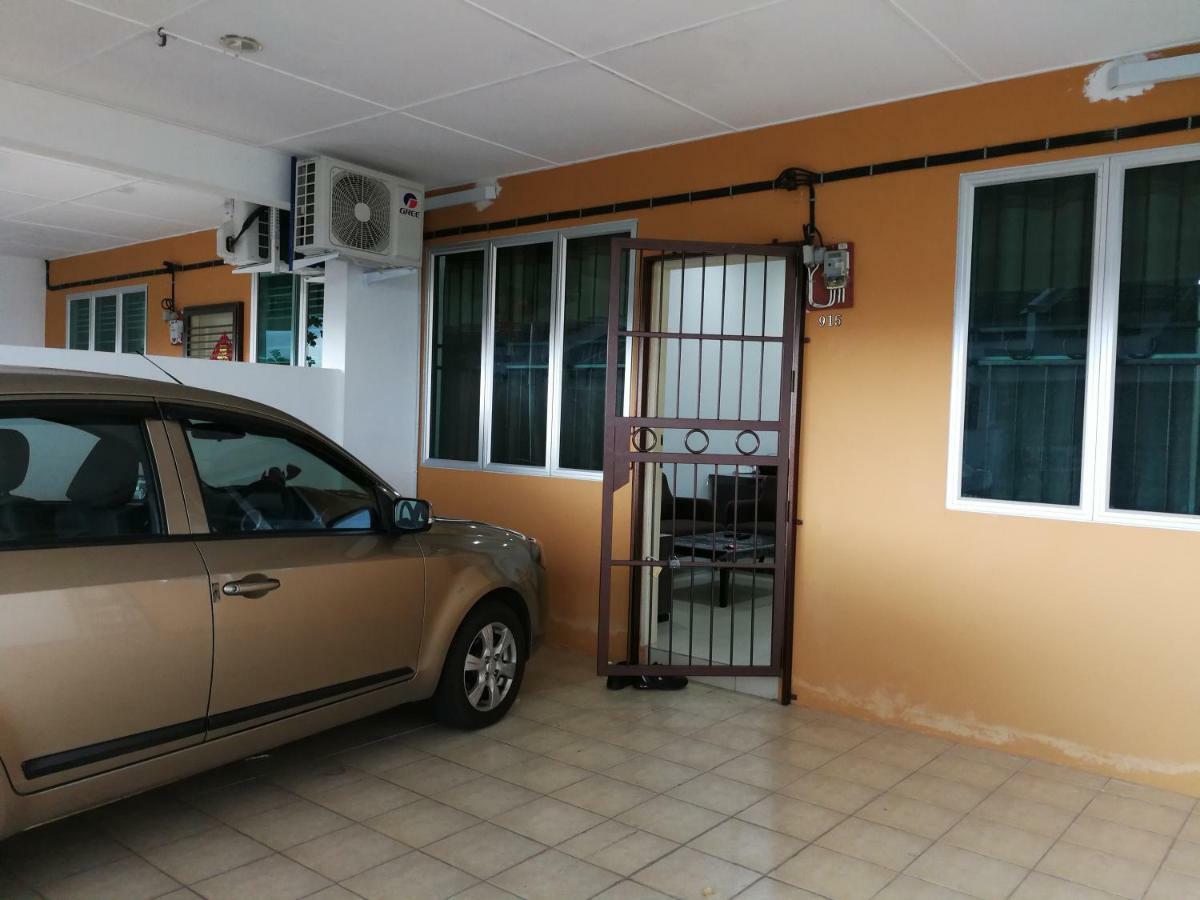 Address No 915, Lorong Uni Central 13, Taman Uni Central, Kuching Samarahan Expressway Exterior foto
